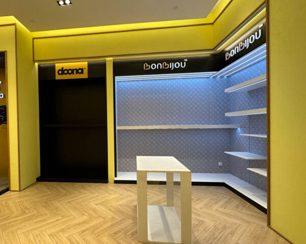 retail store shelves with signage "doona" and "bonbijou"
